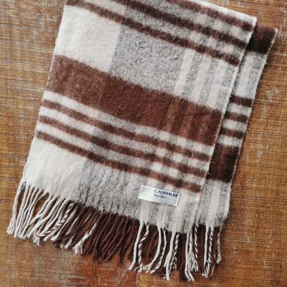 Vintage Cashmere Royal Rossi Scarf - Picture 2 of 7